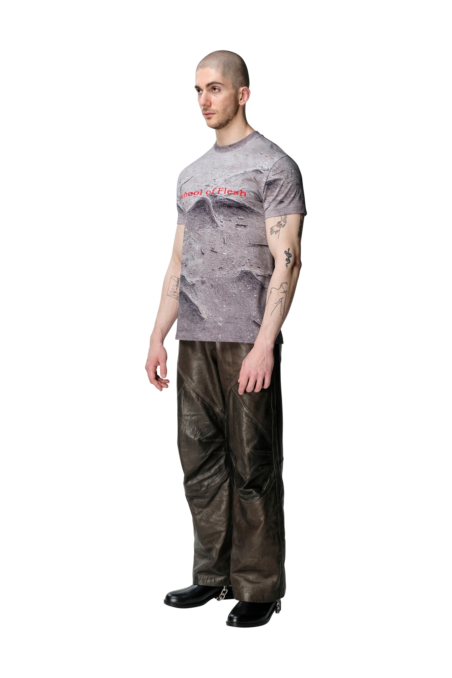 Mud Root Embroidered Tee